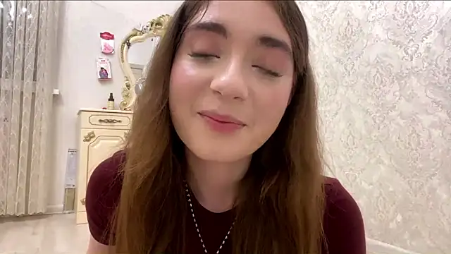 Snapshot of Rosie_Sweety chatting on June 20, 2026, 5:38 pm Rosie Sweety online show from June 20, 2026, 5:38 pm
