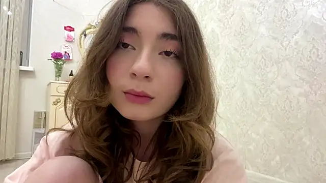 Snapshot of Rosie_Sweety chatting on July 1, 2026, 7:13 pm Rosie Sweety online show from July 1, 2026, 7:13 pm