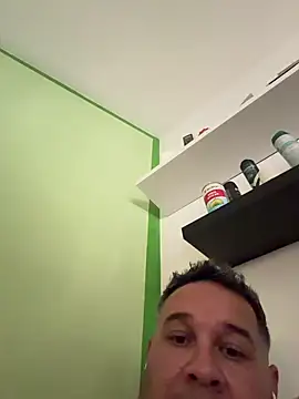 eduardba82 online show from May 24, 2026, 2:55 pm