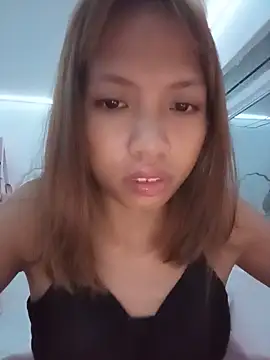 Snapshot of sweetpinayxxx chatting on June 22, 2026, 4:37 pm sweetpinayxxx online show from June 22, 2026, 4:37 pm