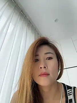 Snapshot of okgirl_23 chatting on June 11, 2026, 4:21 am okgirl 23 online show from June 11, 2026, 4:21 am