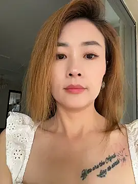 Snapshot of okgirl_23 chatting on June 30, 2026, 1:50 am okgirl 23 online show from June 30, 2026, 1:50 am