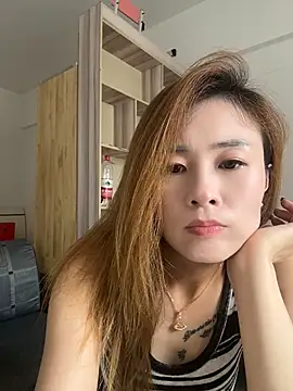 Snapshot of okgirl_23 chatting on July 9, 2026, 1:31 am okgirl 23 online show from July 9, 2026, 1:31 am