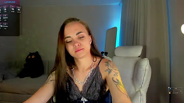 Black Dollarss online show from June 21, 2026, 2:03 am