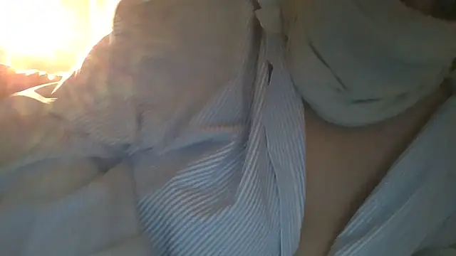 Snapshot of FolcheBoobs chatting on May 14, 2026, 8:04 pm FolcheBoobs online show from May 14, 2026, 8:04 pm