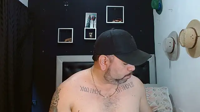 perverseveteranmanxxx online show from January 31, 2025, 6:25 pm