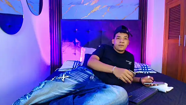 bick jhonn online show from May 12, 2026, 7:33 pm