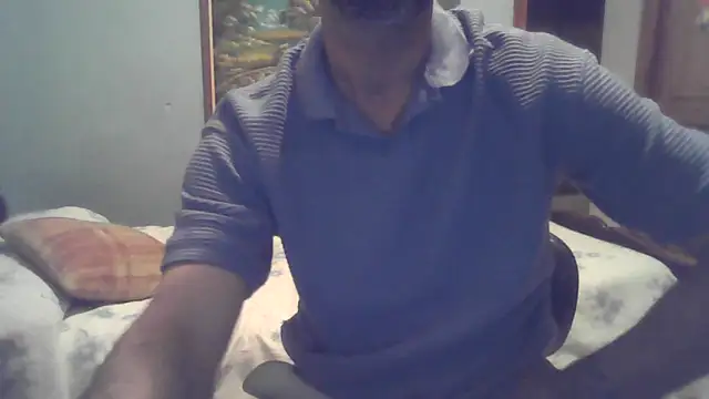 moreno8819 online show from May 16, 2026, 12:29 am