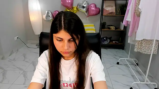 Sara Morion online show from May 25, 2026, 1:28 pm