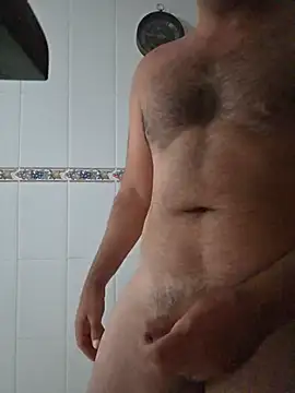 ivandetarragona online show from July 1, 2026, 9:47 pm