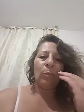 Nikki milf69 online show from June 18, 2026, 6:35 am