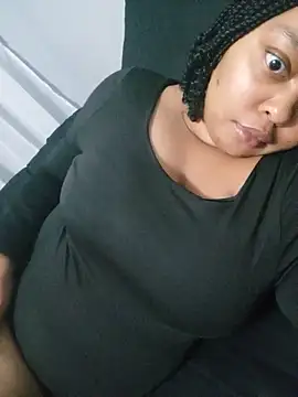CaramelBBrown online show from May 16, 2026, 12:18 am