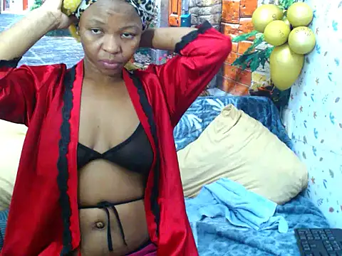 Snapshot of ebonymeera chatting on June 12, 2026, 9:14 pm ebonymeera online show from June 12, 2026, 9:14 pm