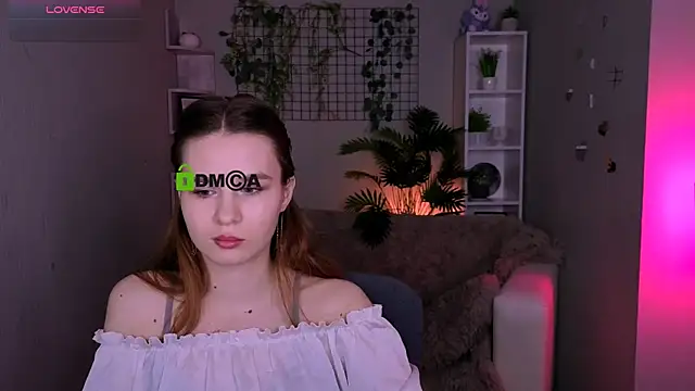 Snapshot of angie_foxy1 chatting on June 11, 2026, 7:12 pm angie foxy1 online show from June 11, 2026, 7:12 pm