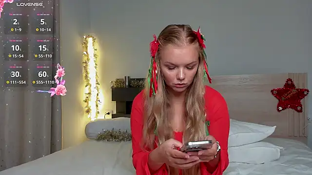 urblonde online show from December 21, 2024, 1:04 am