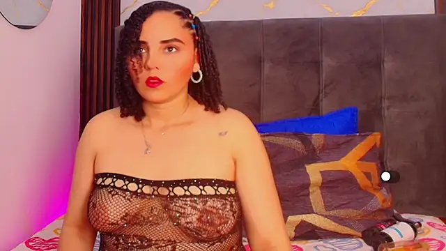 Snapshot of Sol__Latina chatting on June 16, 2026, 3:42 am Sol Latina online show from June 16, 2026, 3:42 am