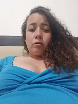 Snapshot of amaia_15 chatting on June 17, 2026, 11:27 pm amaia 15 online show from June 17, 2026, 11:27 pm