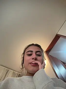 Snapshot of imsofia_dy chatting on May 12, 2026, 11:02 pm imsofia dy online show from May 12, 2026, 11:02 pm