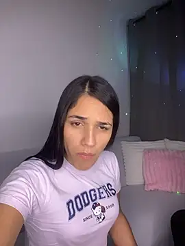 Snapshot of Isa_steele chatting on June 27, 2026, 4:39 am Isa steele online show from June 27, 2026, 4:39 am
