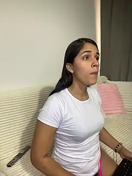 Snapshot of Isa_steele chatting on June 29, 2026, 8:31 pm Isa steele online show from June 29, 2026, 8:31 pm