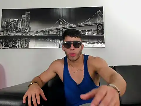 Snapshot of gato_pascal chatting on May 31, 2026, 7:37 pm gato pascal online show from May 31, 2026, 7:37 pm