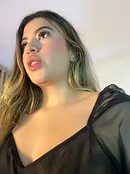 Snapshot of Vicky_Rico_ chatting on June 5, 2026, 4:08 am Vicky Rico online show from June 5, 2026, 4:08 am