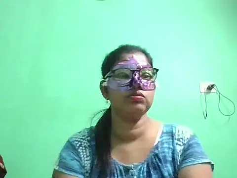 Snapshot of Kavya17 chatting on June 20, 2026, 2:58 am Kavya17 online show from June 20, 2026, 2:58 am