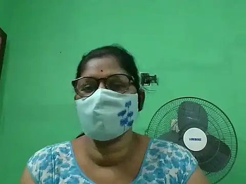 Snapshot of Kavya17 chatting on June 20, 2026, 4:21 pm Kavya17 online show from June 20, 2026, 4:21 pm