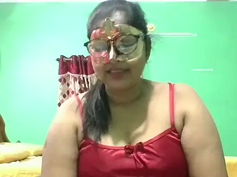 Snapshot of Kavya17 chatting on June 24, 2026, 6:29 pm Kavya17 online show from June 24, 2026, 6:29 pm