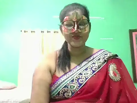 Snapshot of Kavya17 chatting on June 28, 2026, 6:14 pm Kavya17 online show from June 28, 2026, 6:14 pm