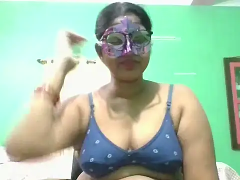 Snapshot of Kavya17 chatting on June 30, 2026, 3:40 am Kavya17 online show from June 30, 2026, 3:40 am