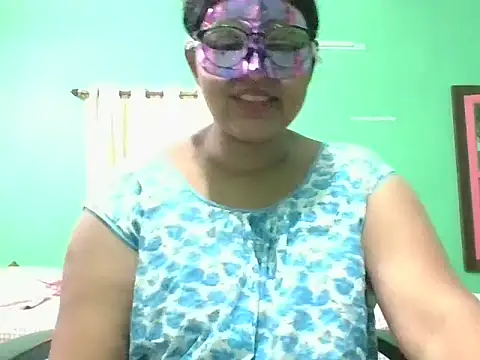 Snapshot of Kavya17 chatting on July 3, 2026, 1:56 am Kavya17 online show from July 3, 2026, 1:56 am