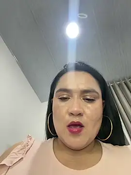 Snapshot of rousee69_ chatting on May 19, 2026, 6:31 am rousee69 online show from May 19, 2026, 6:31 am