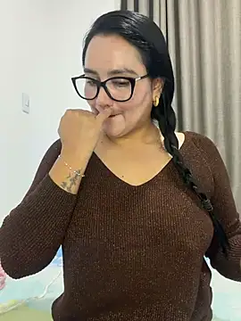 Snapshot of rousee69_ chatting on June 25, 2026, 7:13 am rousee69 online show from June 25, 2026, 7:13 am