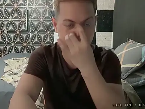 Snapshot of PhilFuckBOYY chatting on May 13, 2026, 5:38 am PhilFuckBOYY online show from May 13, 2026, 5:38 am