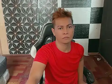 Snapshot of PhilFuckBOYY chatting on May 21, 2026, 12:39 am PhilFuckBOYY online show from May 21, 2026, 12:39 am