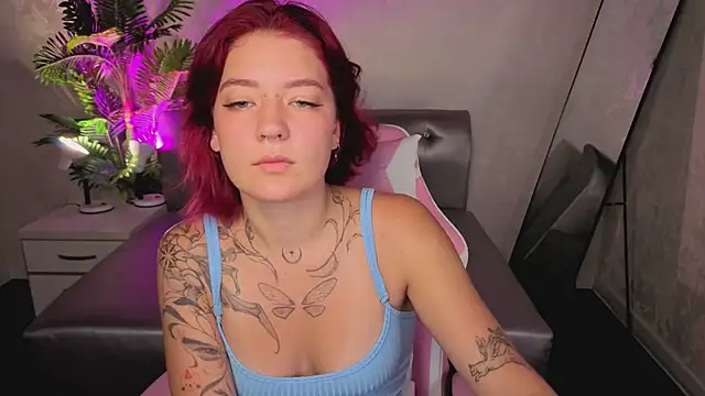 Snapshot of Nikki_Gringer chatting on June 30, 2026, 12:55 am Nikki Gringer online show from June 30, 2026, 12:55 am