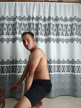 Alextorin18 online show from July 12, 2026, 3:58 pm