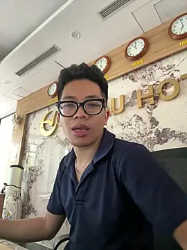 Snapshot of TienMinh233 chatting on May 15, 2026, 10:00 am TienMinh233 online show from May 15, 2026, 10:00 am