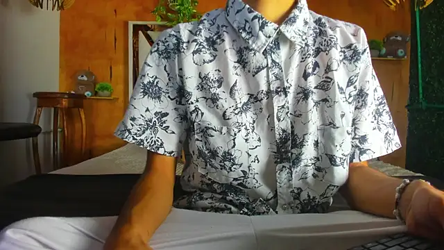 leonix love online show from June 24, 2026, 12:48 pm