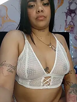 luxuryluna online show from May 15, 2026, 11:56 pm