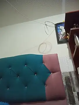 paulett15 online show from July 14, 2026, 1:50 pm
