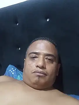 Snapshot of Tunegrowjm chatting on May 13, 2026, 8:06 pm Tunegrowjm online show from May 13, 2026, 8:06 pm
