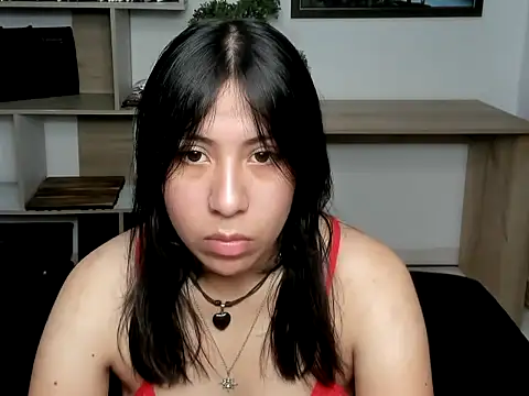 Snapshot of SalomeFernandez chatting on May 19, 2026, 2:34 pm SalomeFernandez online show from May 19, 2026, 2:34 pm