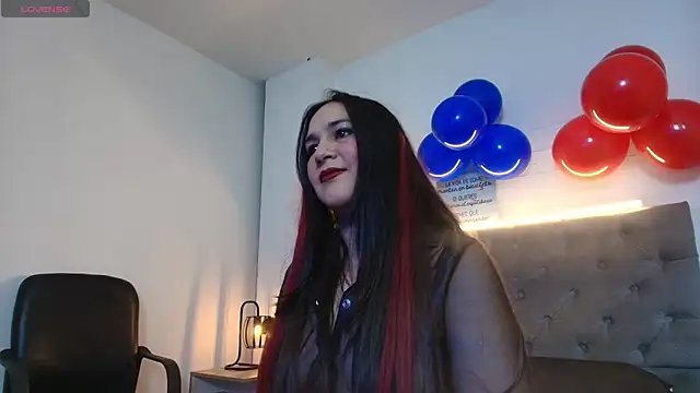 Rossy Marks online show from June 18, 2026, 3:18 am