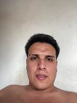 Snapshot of alexerdiego chatting on June 4, 2026, 3:51 pm alexerdiego online show from June 4, 2026, 3:51 pm