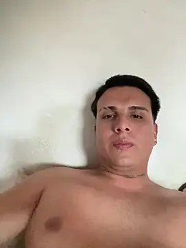 Snapshot of alexerdiego chatting on June 14, 2026, 10:45 pm alexerdiego online show from June 14, 2026, 10:45 pm