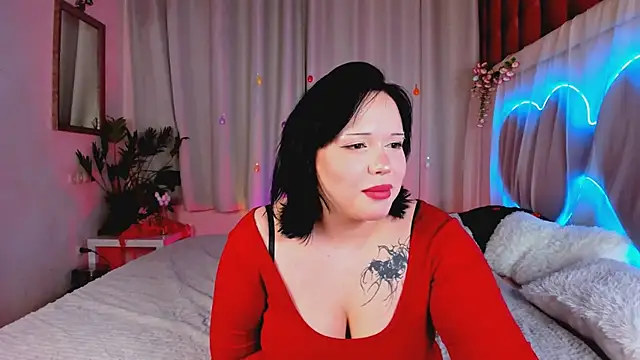 Snapshot of KittyNuarr chatting on May 16, 2026, 1:32 pm KittyNuarr online show from May 16, 2026, 1:32 pm
