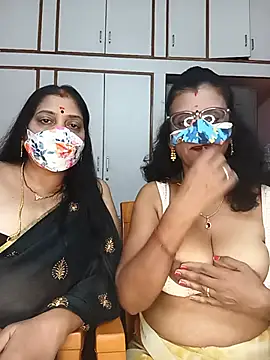 Snapshot of Kannada_telugu_lesbians chatting on June 16, 2026, 4:31 pm Kannada telugu lesbians online show from June 16, 2026, 4:31 pm