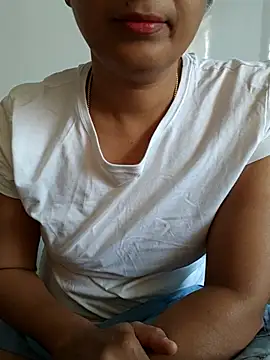 Snapshot of Radhika_rekha_kannada chatting on July 12, 2026, 6:37 am Radhika rekha kannada online show from July 12, 2026, 6:37 am